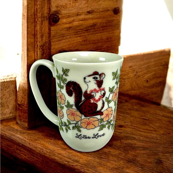 Vintage Squirrel Coffee Mug Tea Cup Japan - Picture 1 of 8